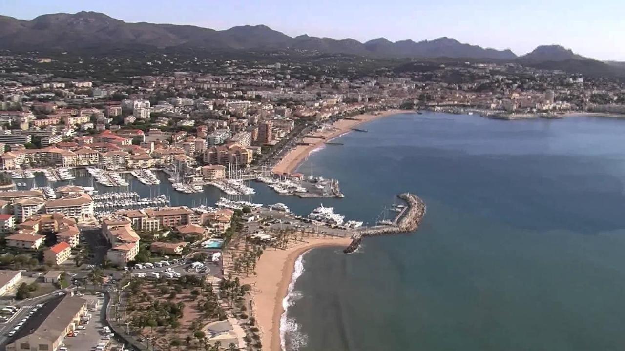 Frejus Plage Bagian luar foto